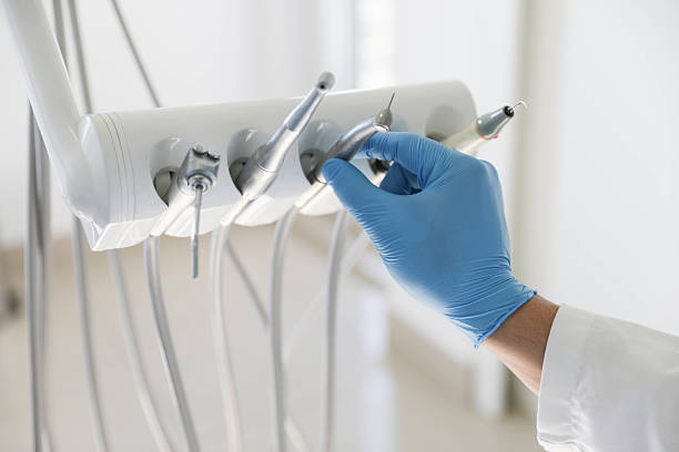 Professional Tooth Extraction technician working in Forest, VA
